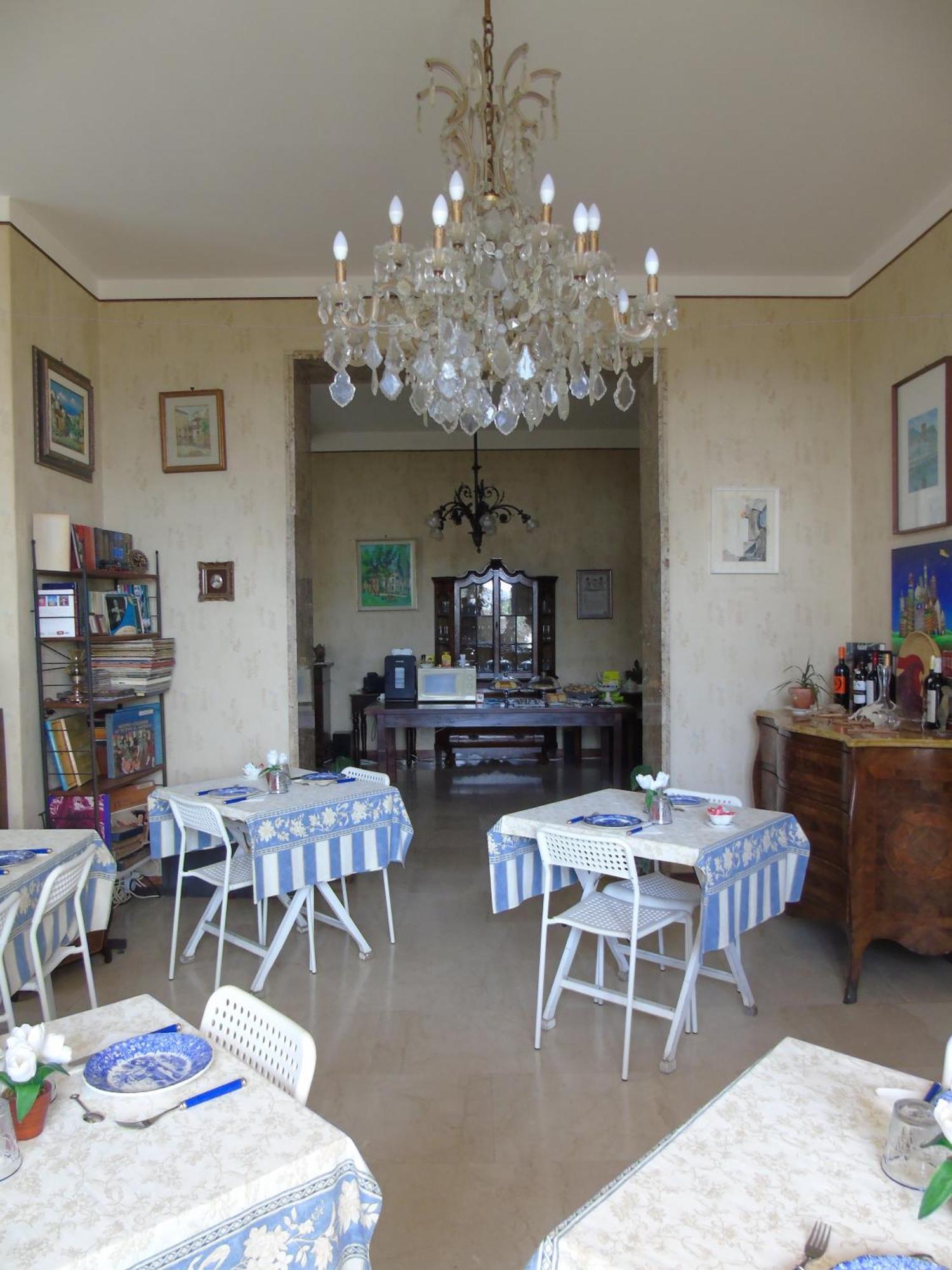Villino Vanzetti 1930 Cagliari Luaran gambar