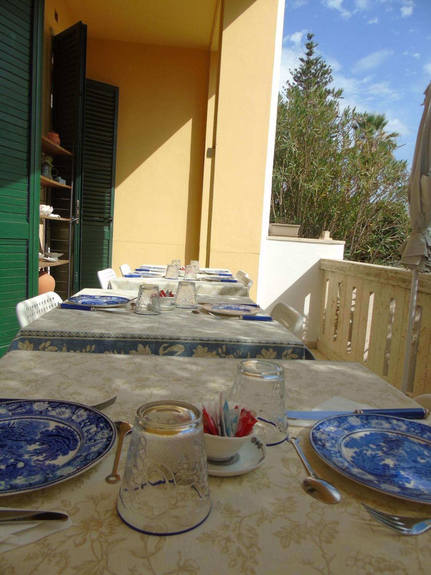 Villino Vanzetti 1930 Cagliari Luaran gambar